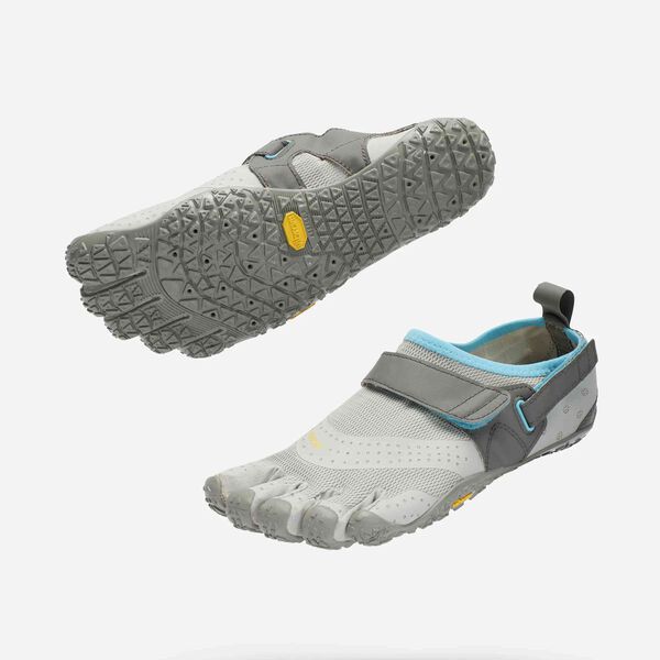 vibram water shoes near me